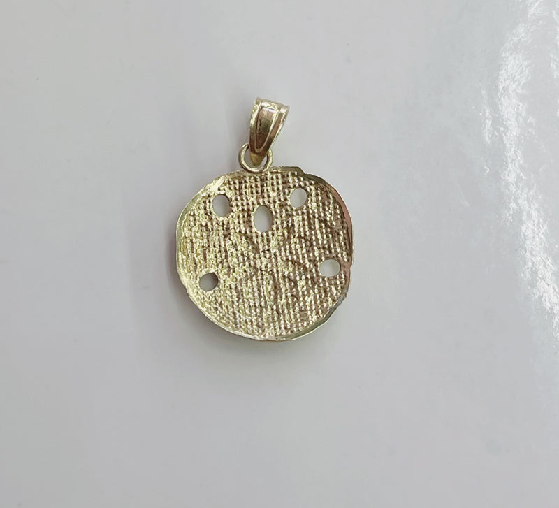 14KT GOLD SAND DOLLAR PENDANT